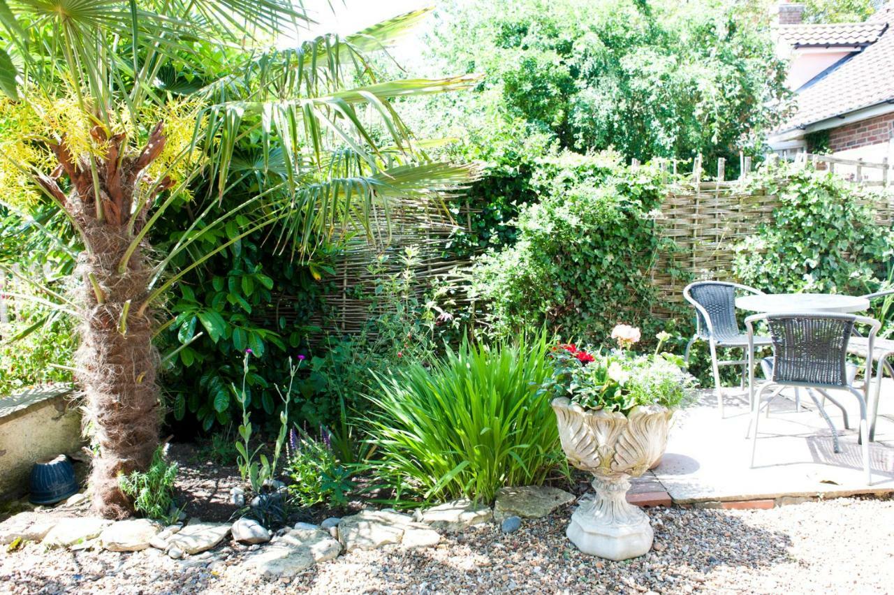 Little Chequers Villa Friston Exterior photo
