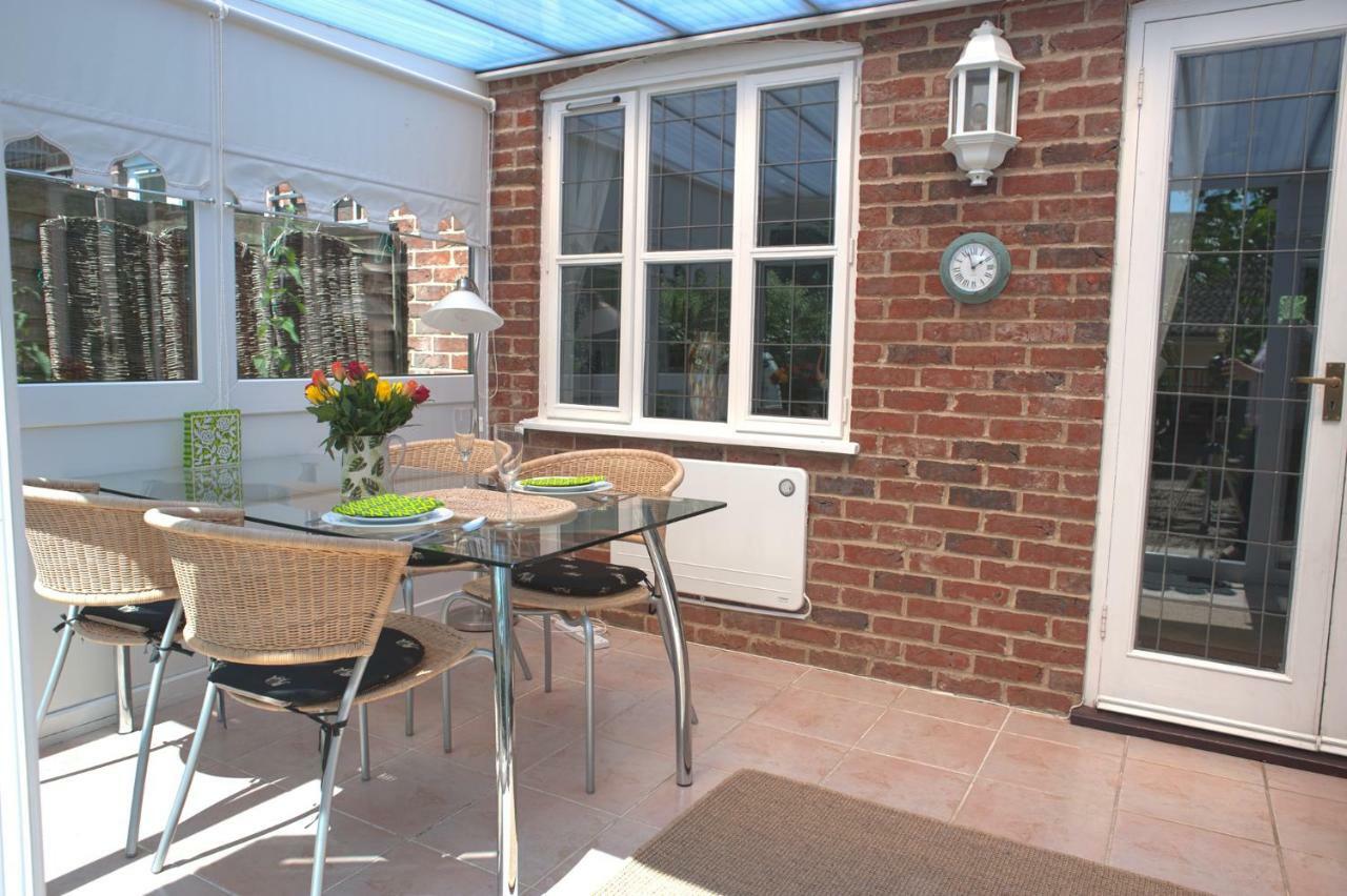 Little Chequers Villa Friston Exterior photo